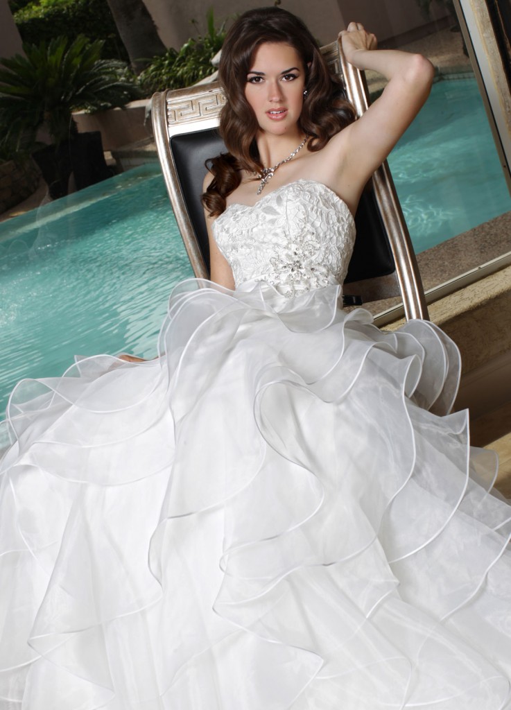 Best wedding dress outlet color for pale skin