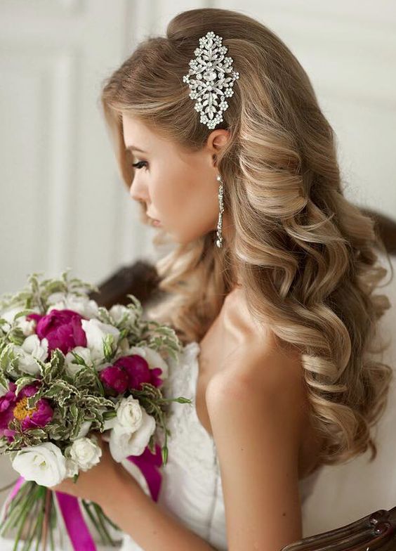 Wedding Day Hair Accessories 4 Classic Looks Which to Choose