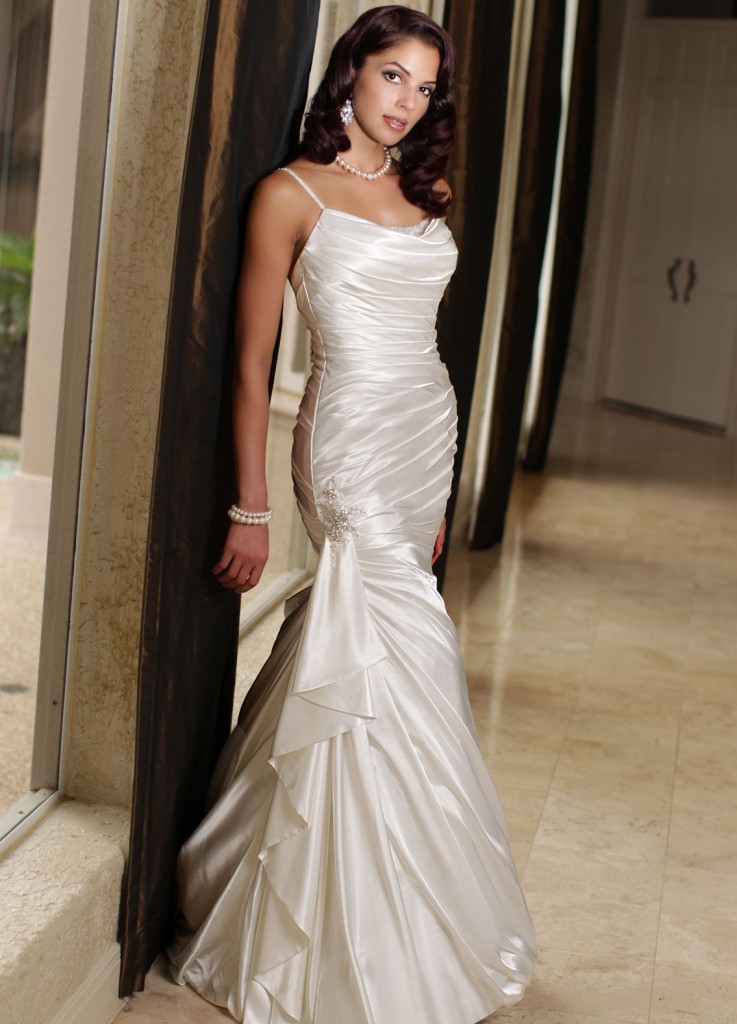 Hollywood style hotsell wedding dresses