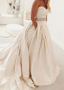Wedding Dress in Dupioni Silk