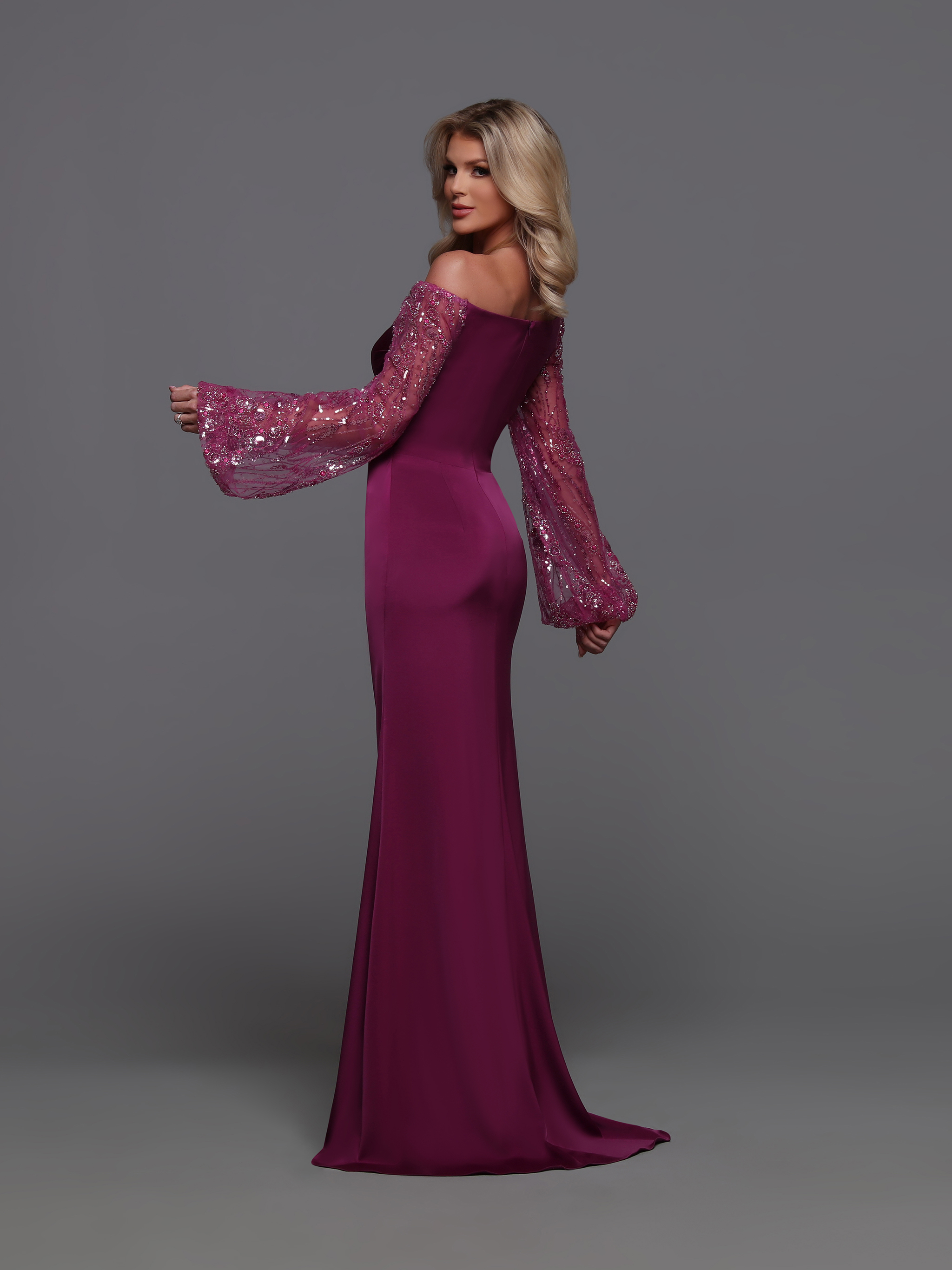 Image showing back view of style #60687