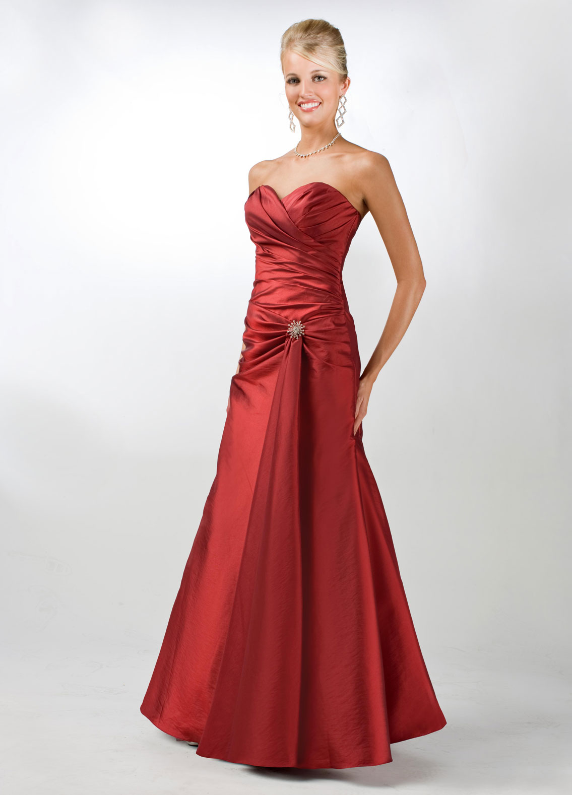 Style #9246 | DaVinci Wedding Dresses