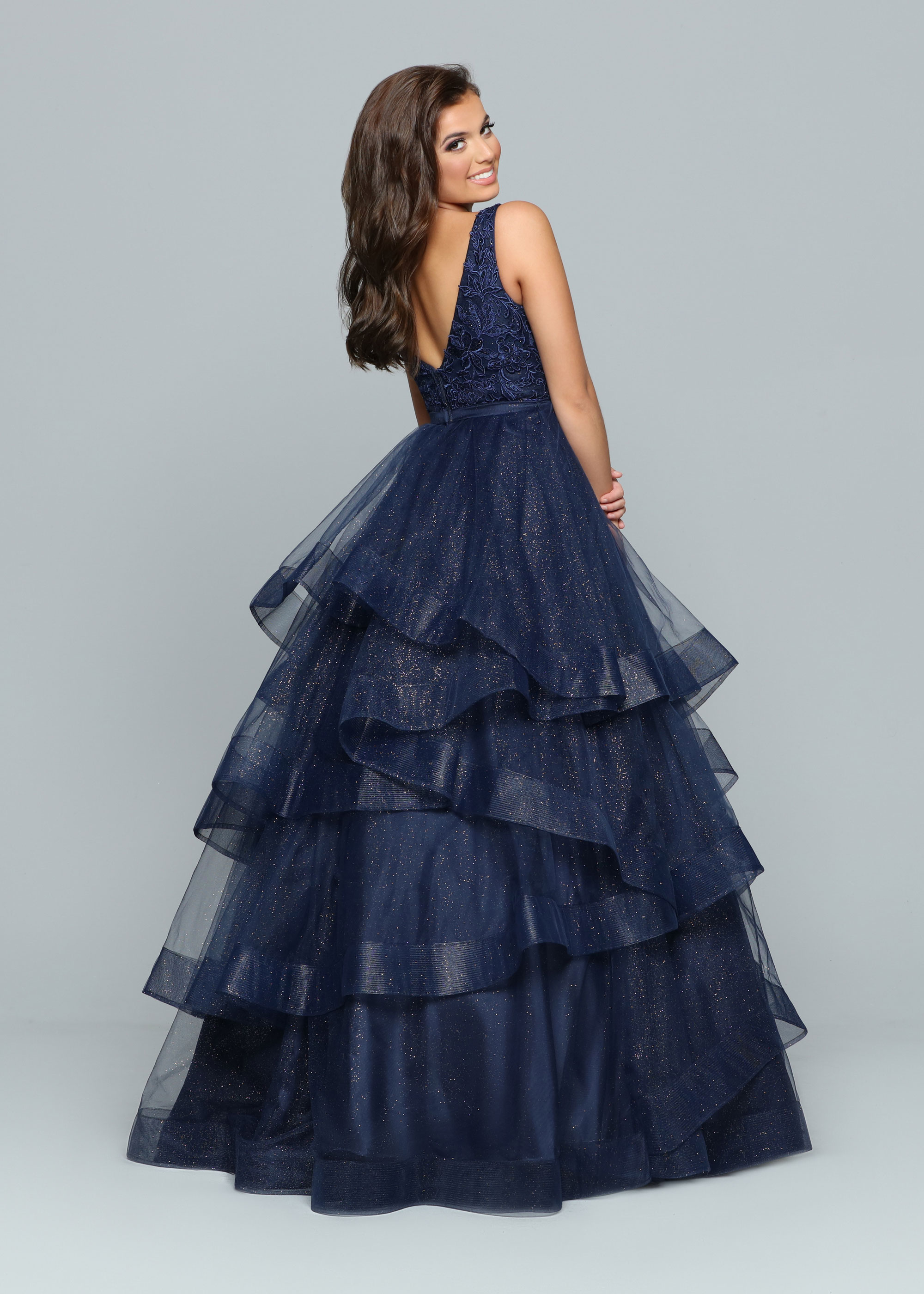 Back view of Style : 72150