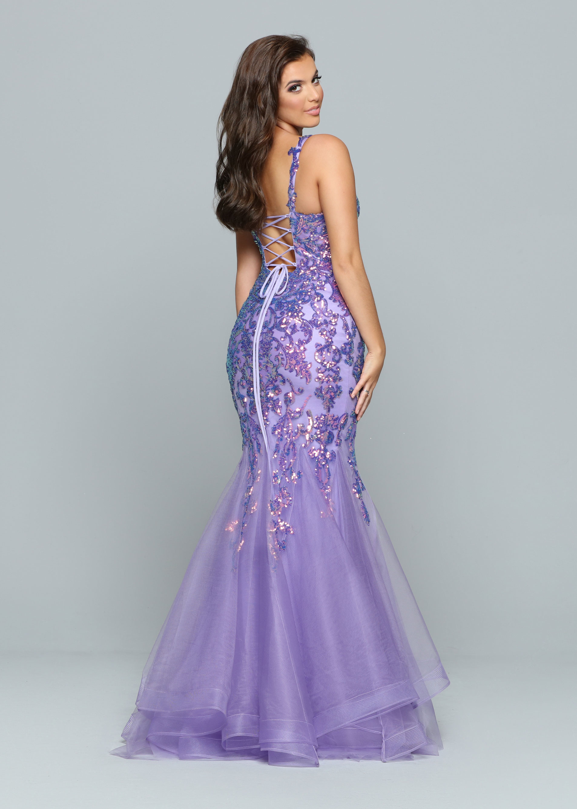 Image showing back view of style #72165
