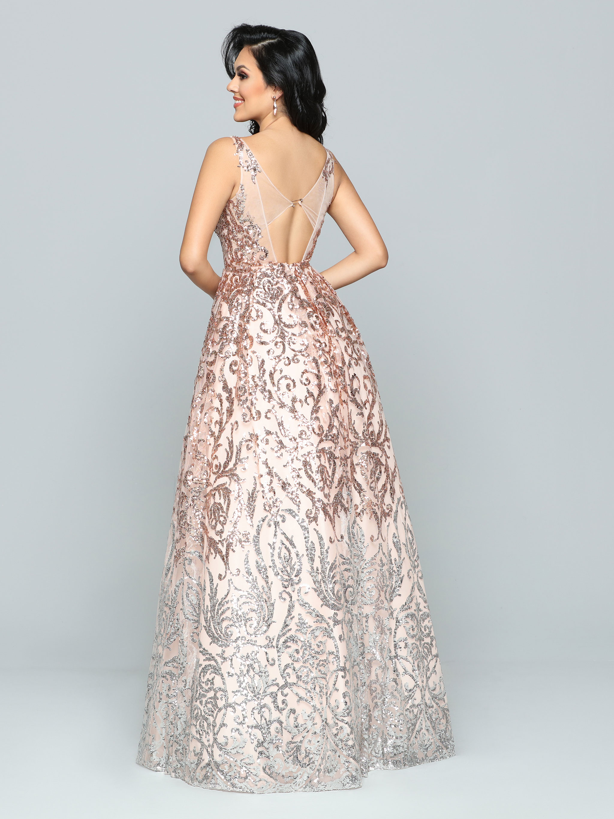 Image showing back view of style #72167