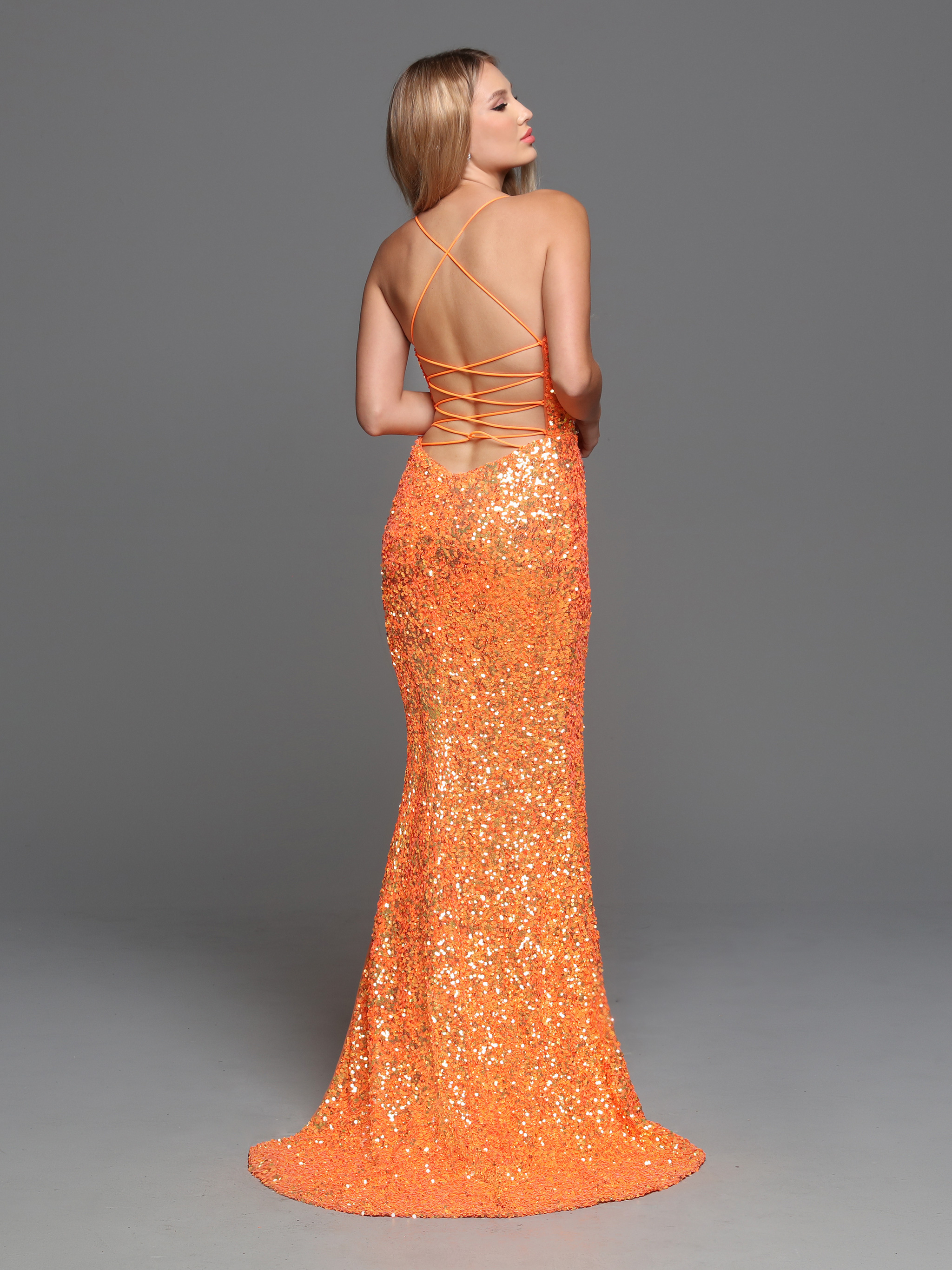 Image showing back view of style #72235