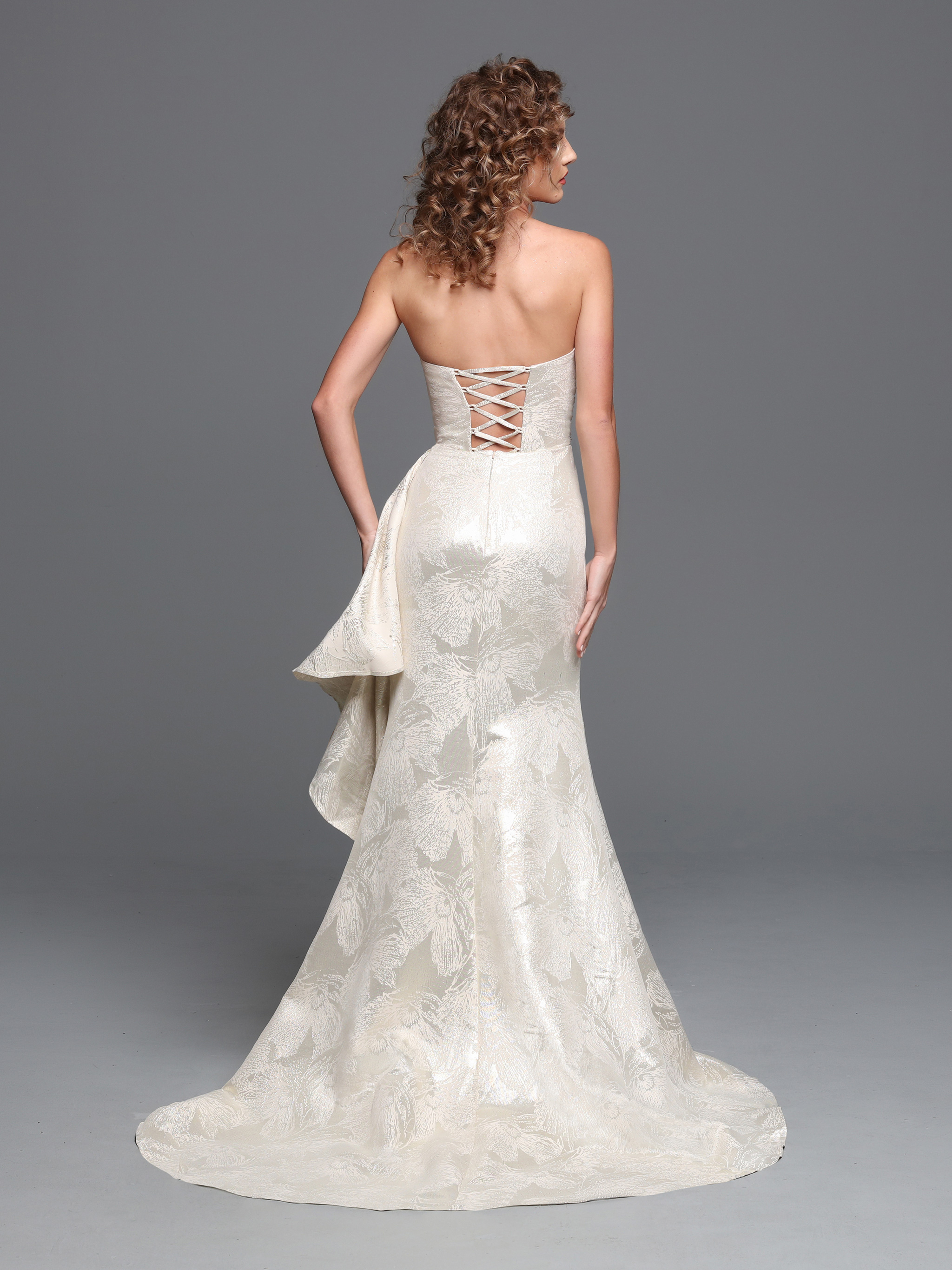Image showing back view of style #72251