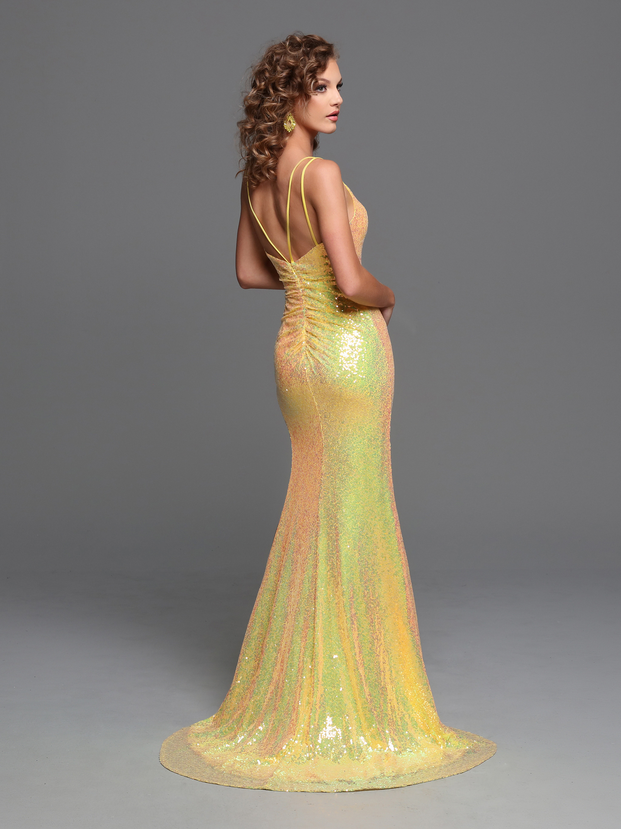 Image showing back view of style #72252