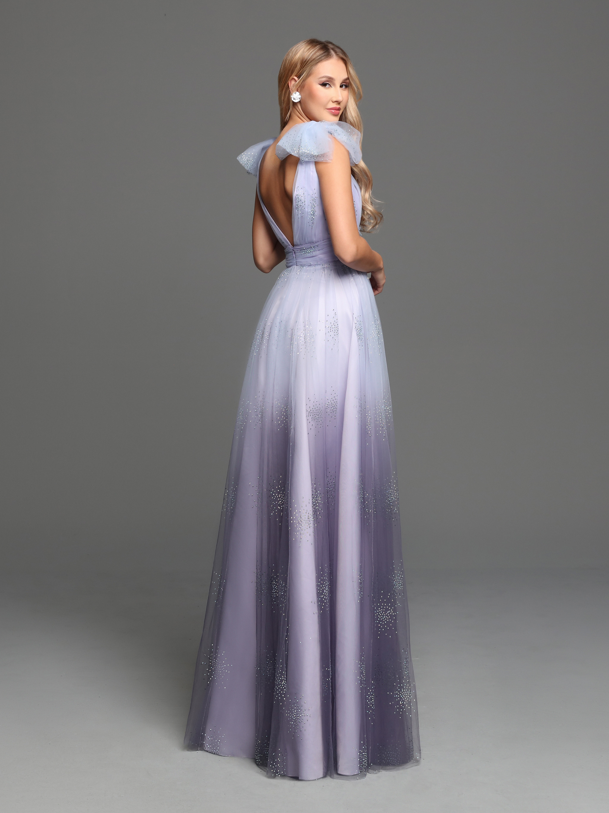 Back view of Style : 72276