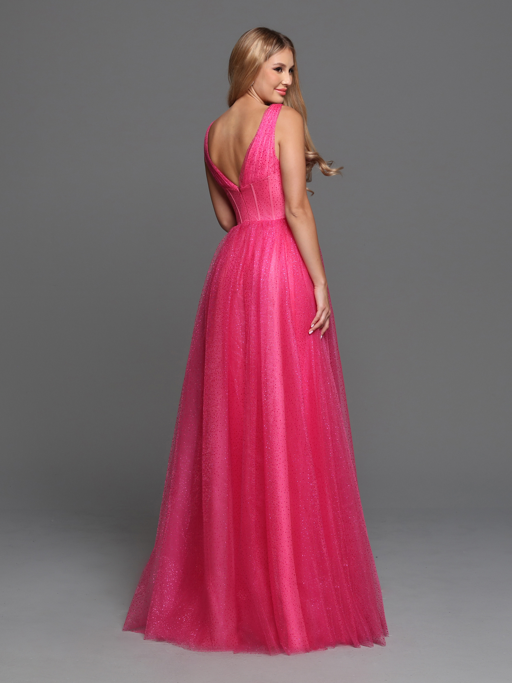 Image showing back view of style #72285