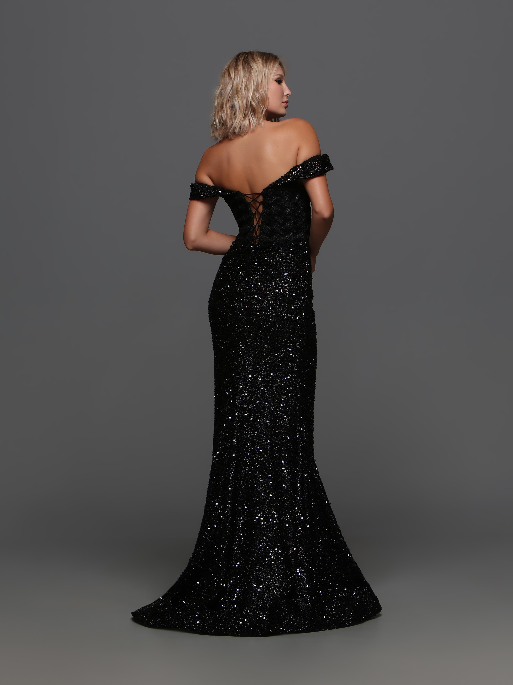 Image showing back view of style #72307