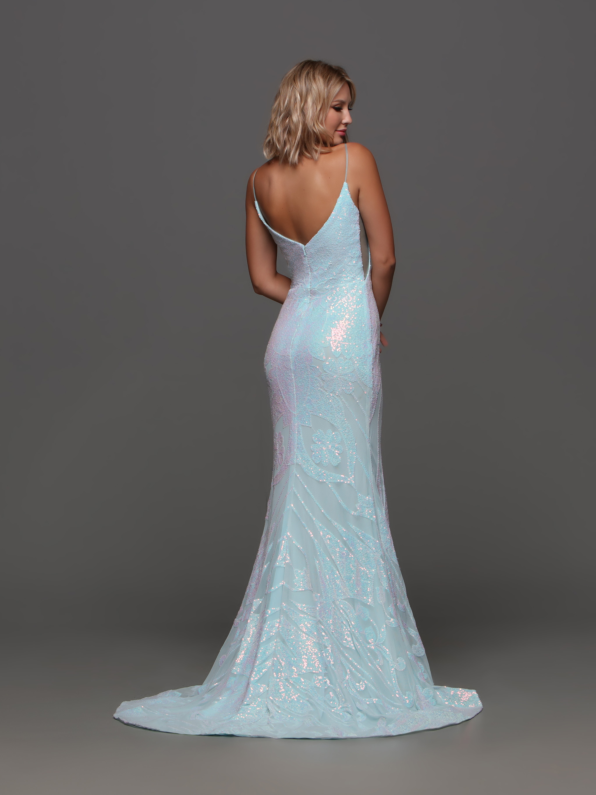 Image showing back view of style #72310