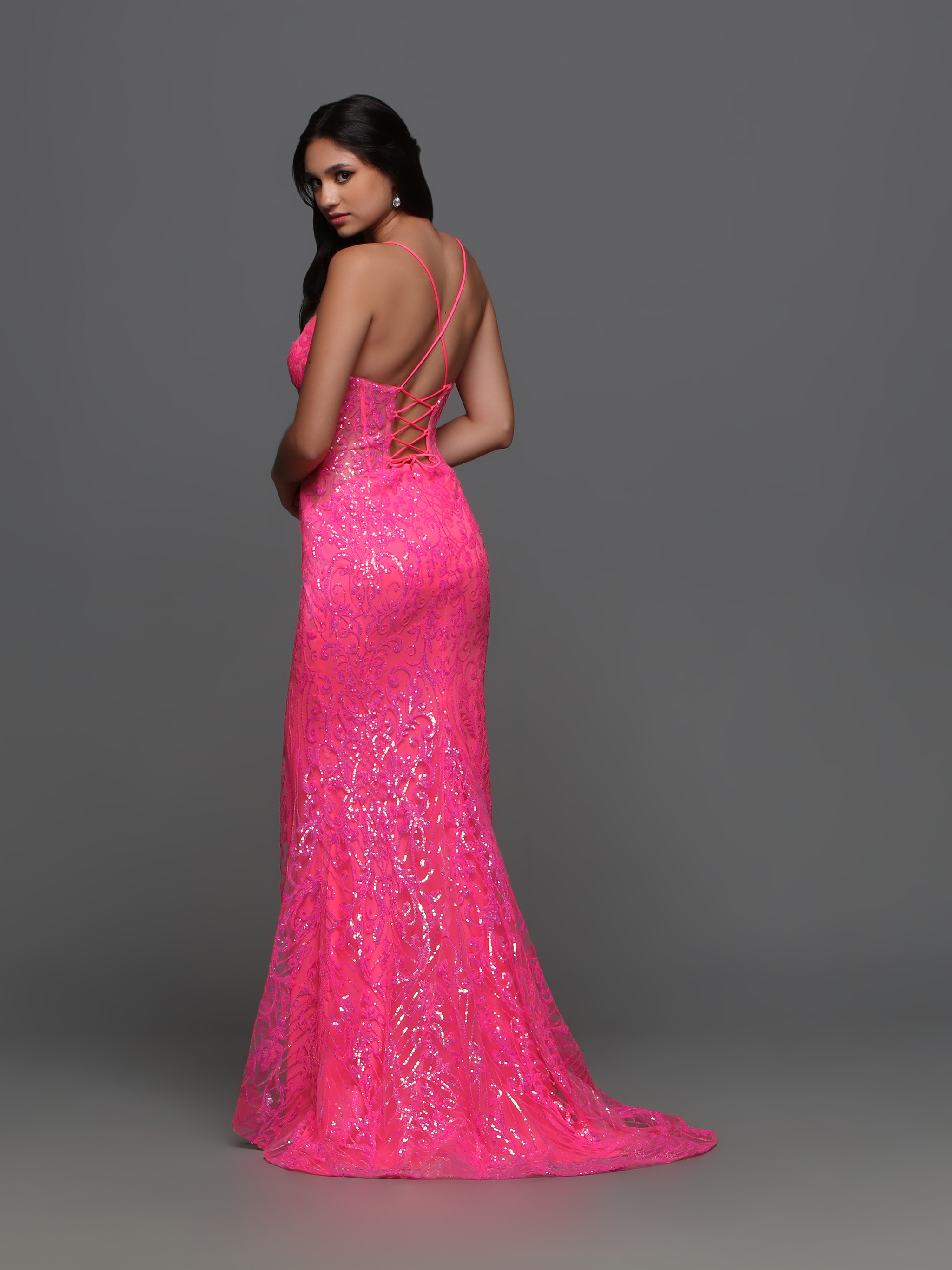 Image showing back view of style #72311