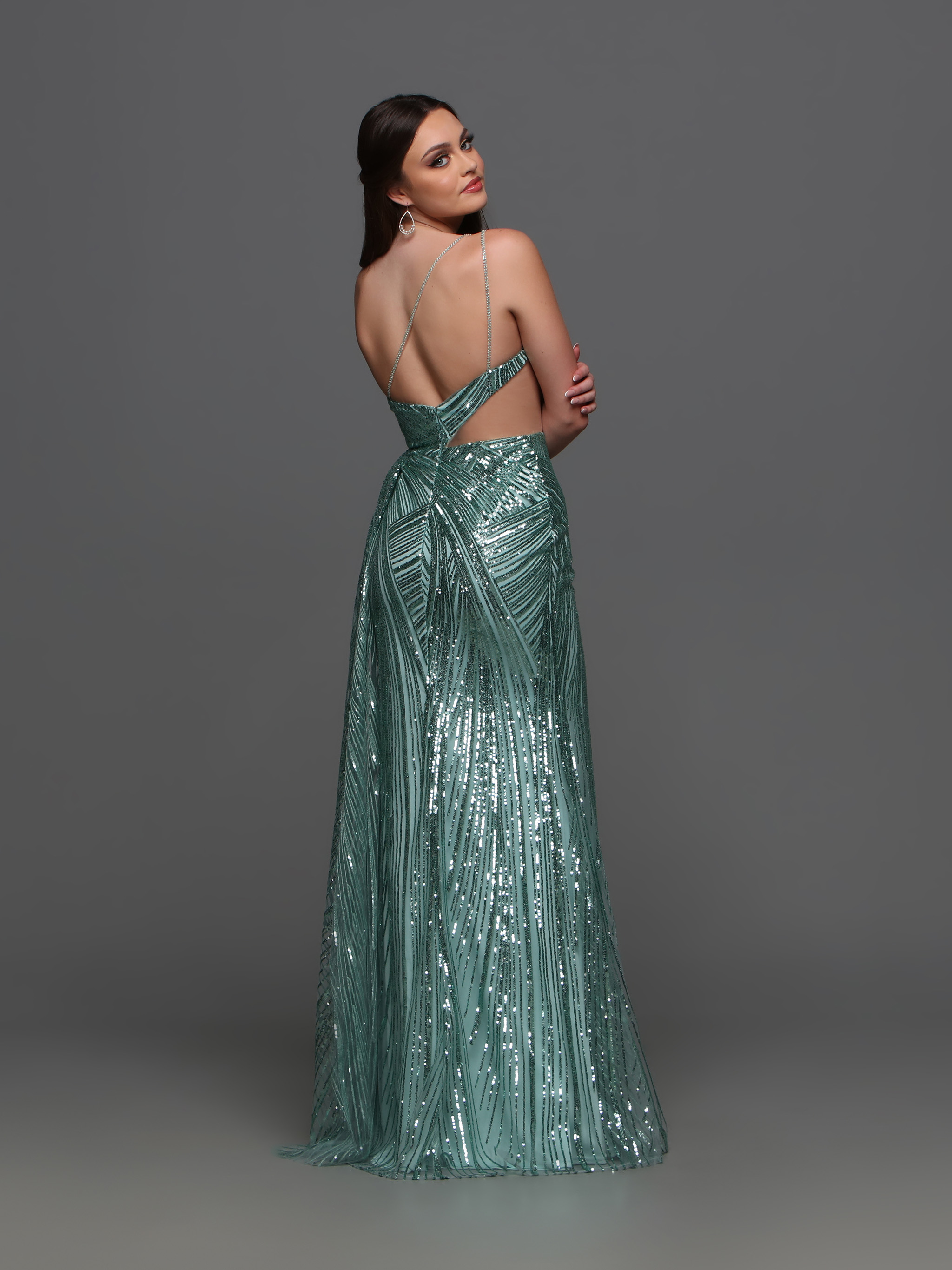 Image showing back view of style #72323