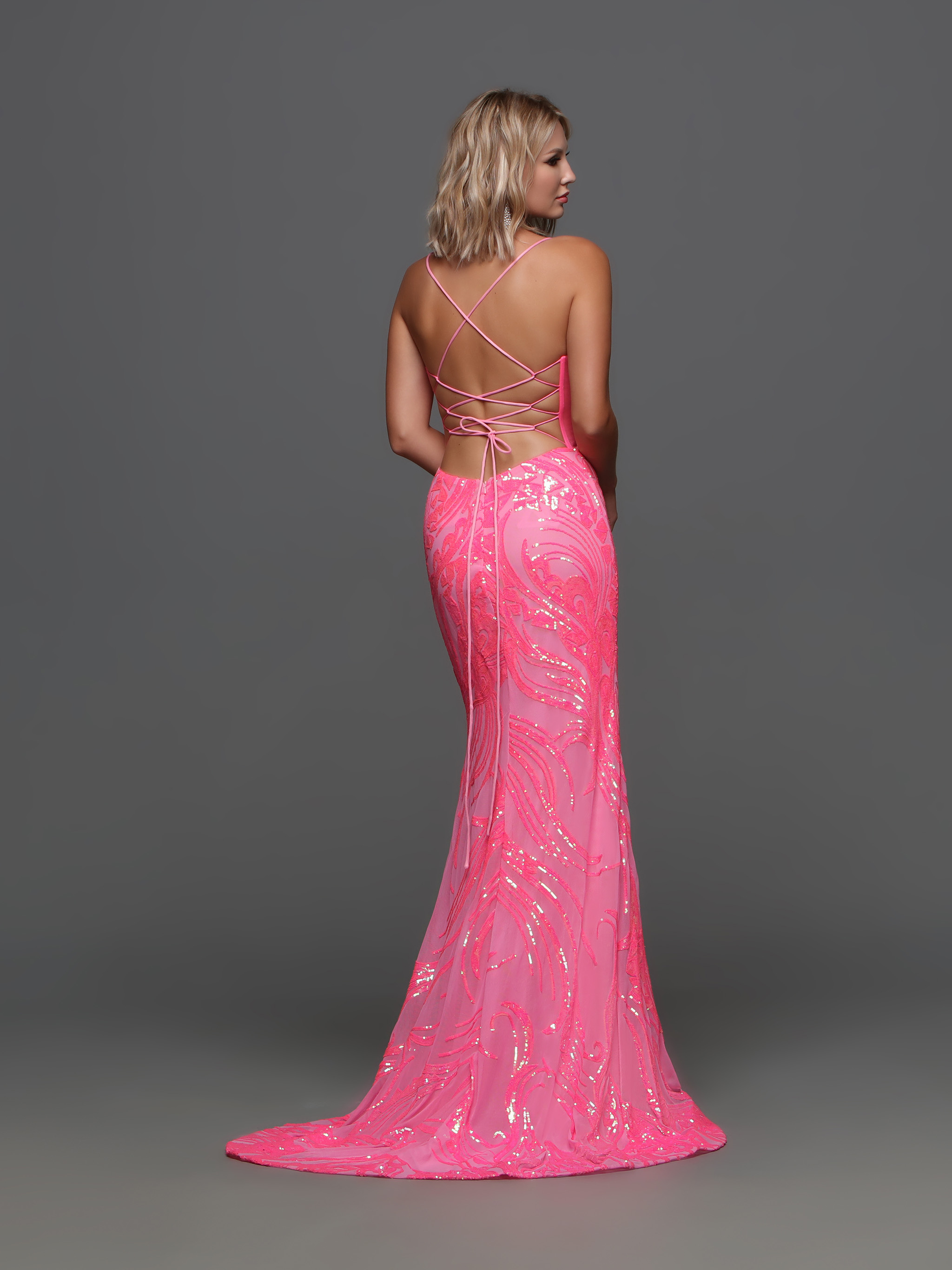 Image showing back view of style #72328