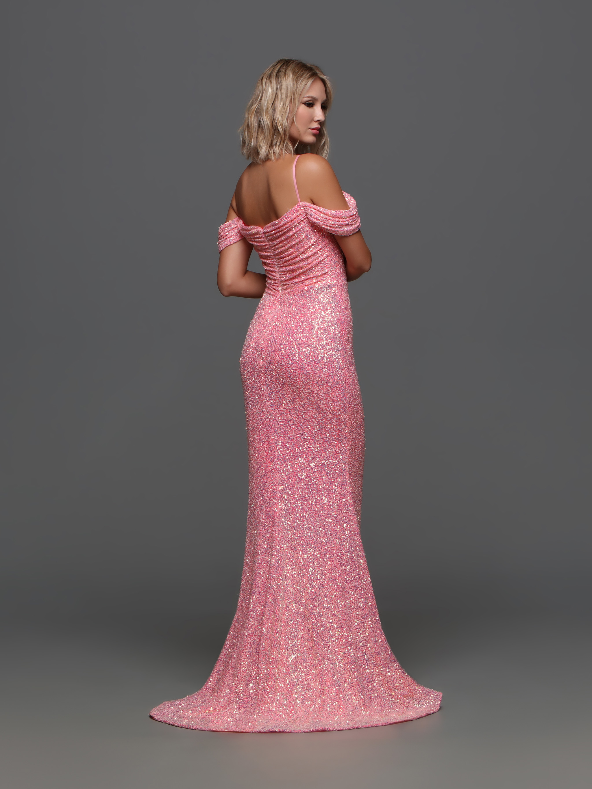Image showing back view of style #72335