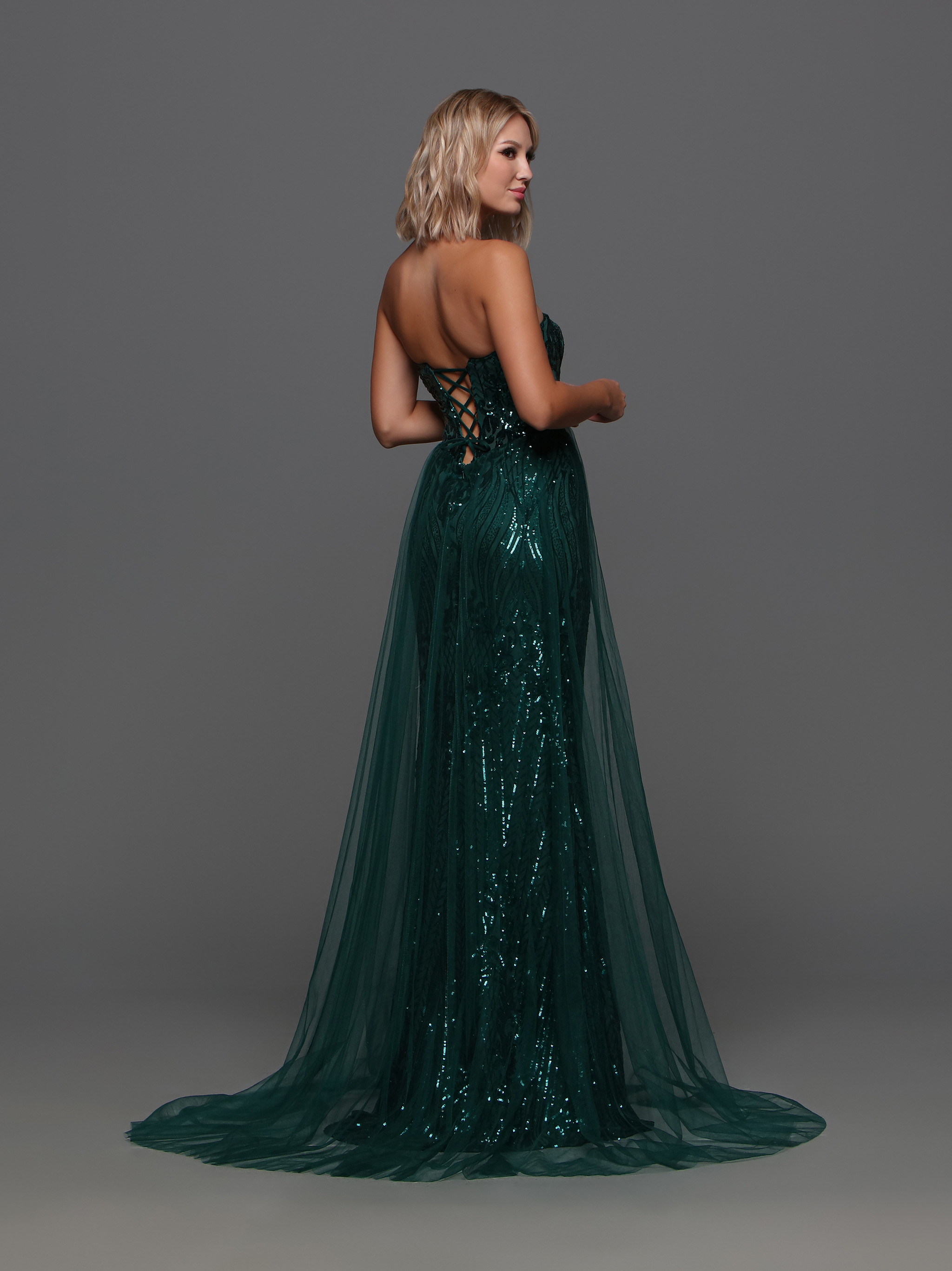 Image showing back view of style #72354