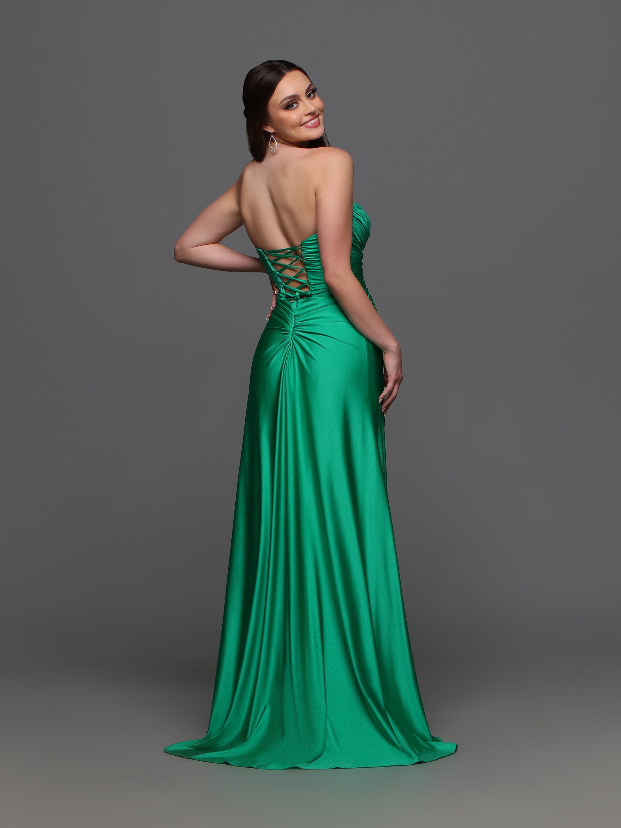 Image showing back view of style #72358