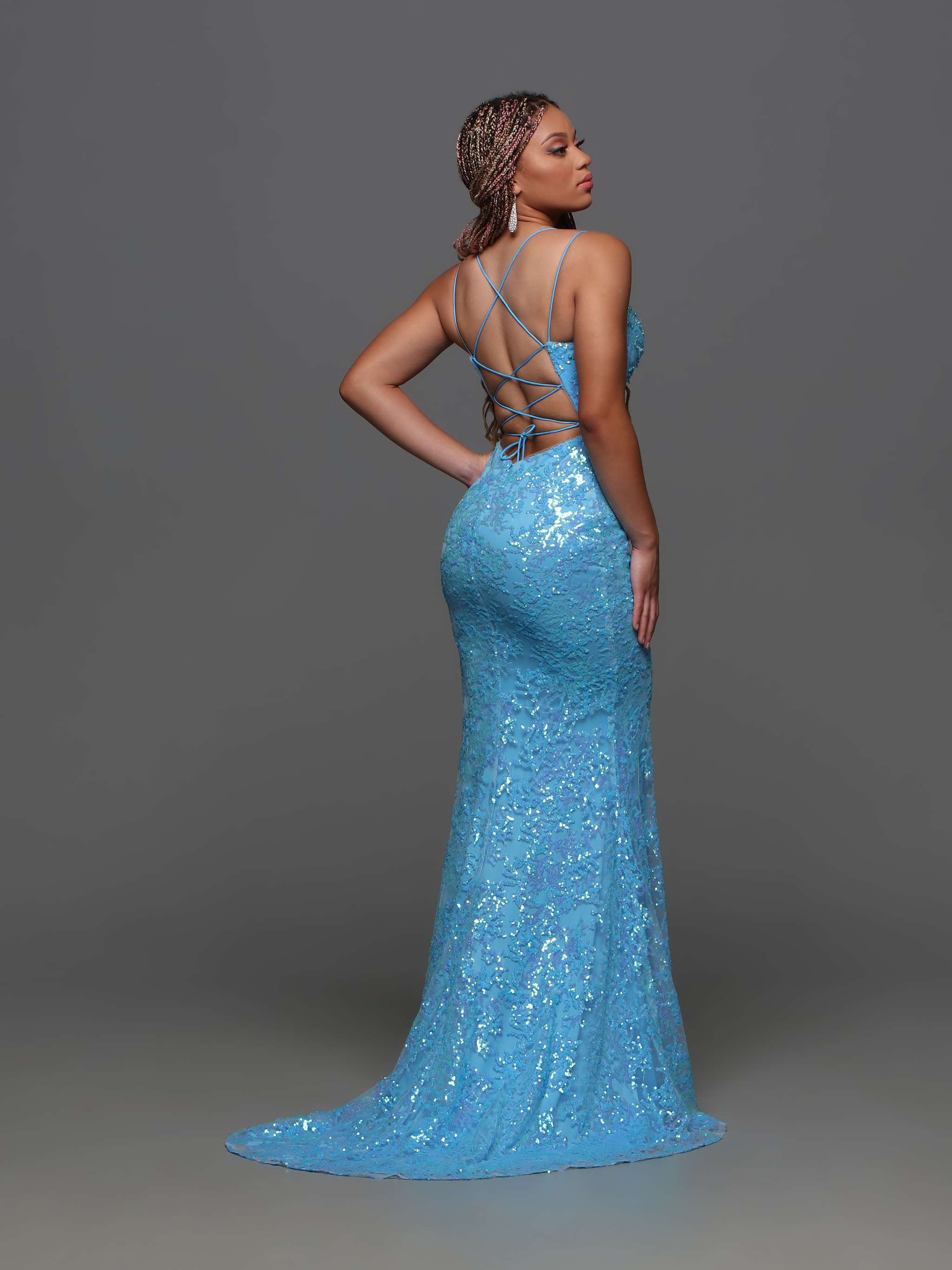 Image showing back view of style #72369