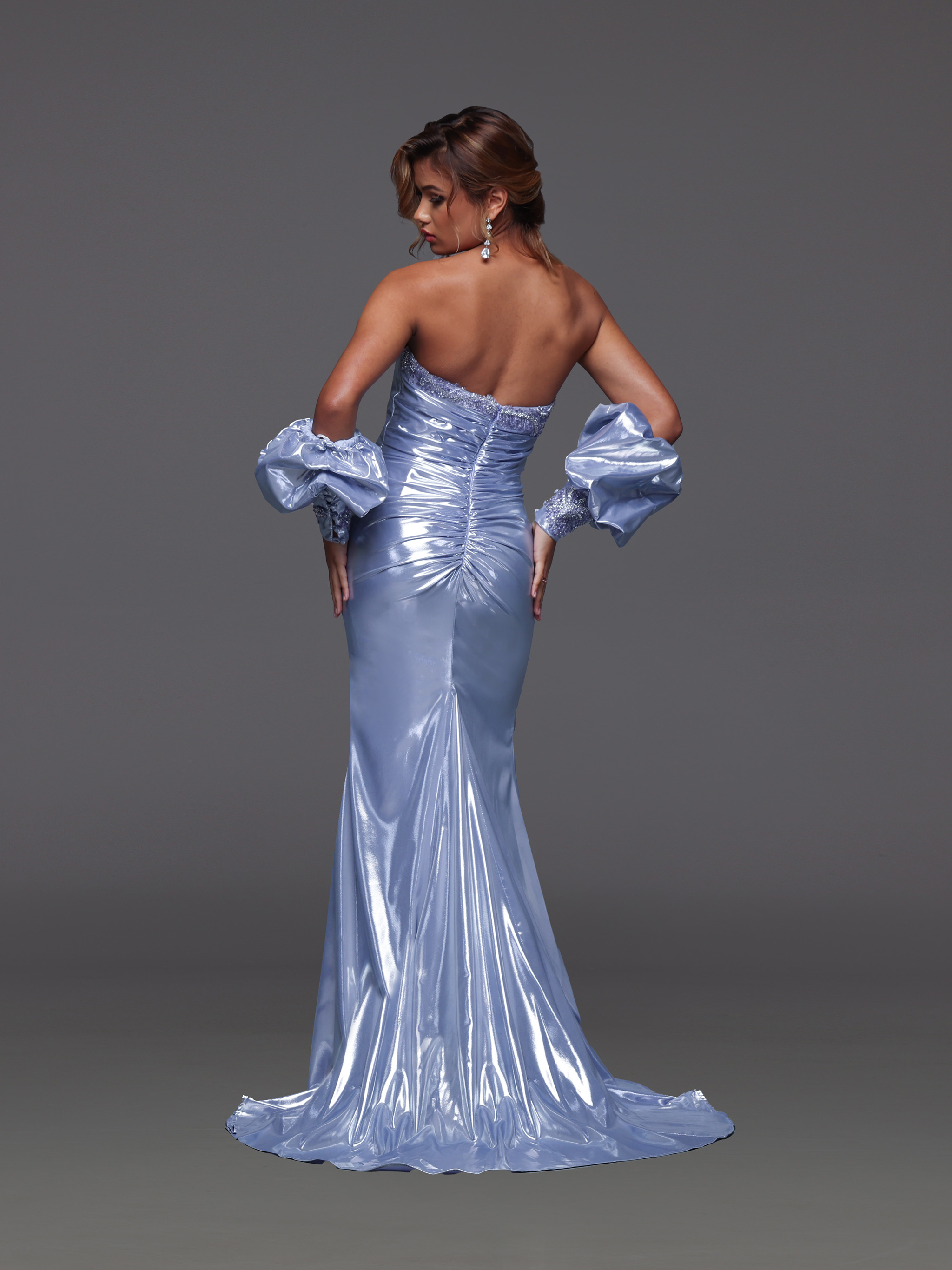 Image showing back view of style #72433