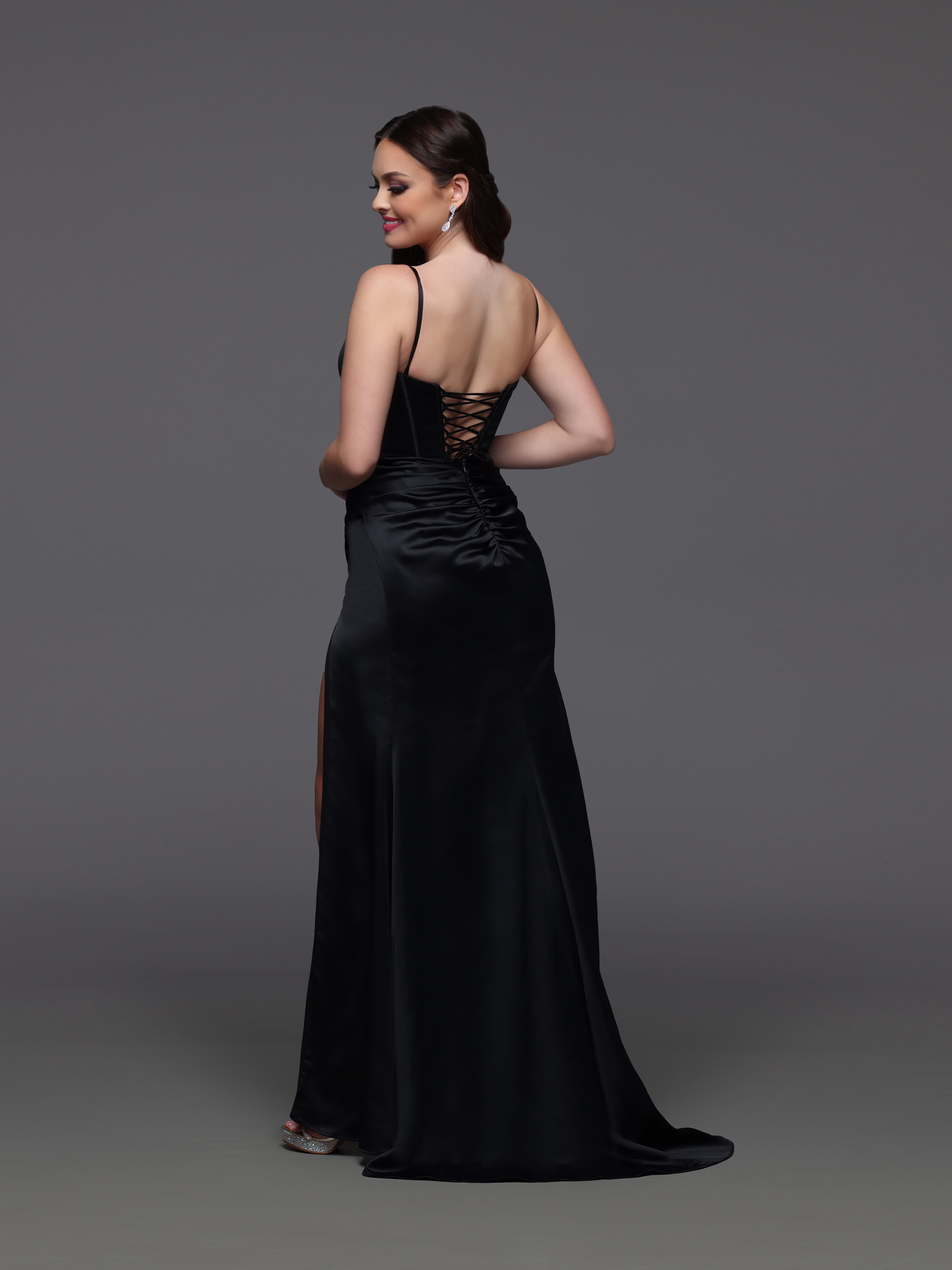 Image showing back view of style #72484