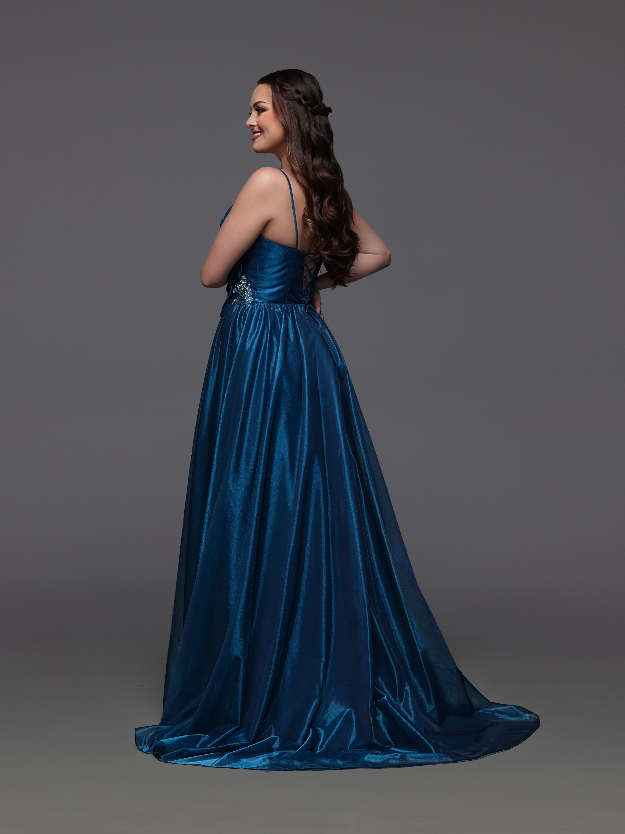 Image showing back view of style #72493