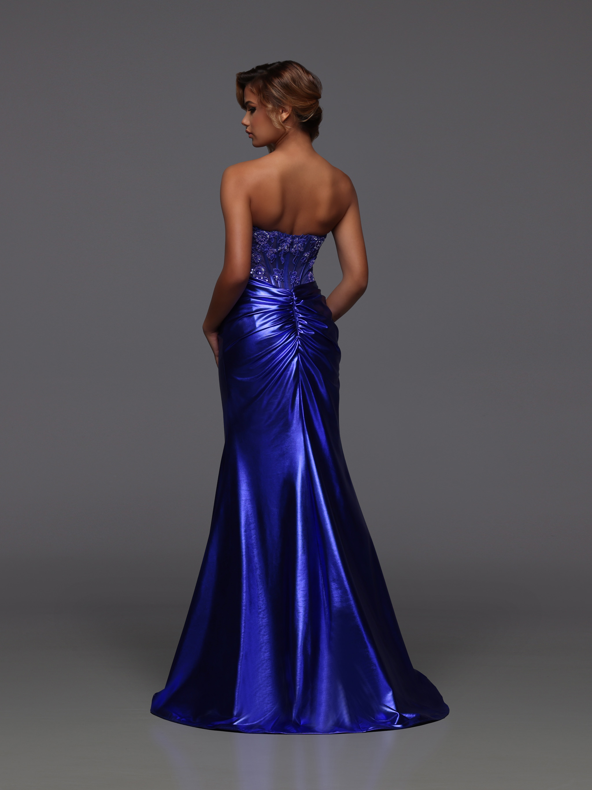 Image showing back view of style #72496