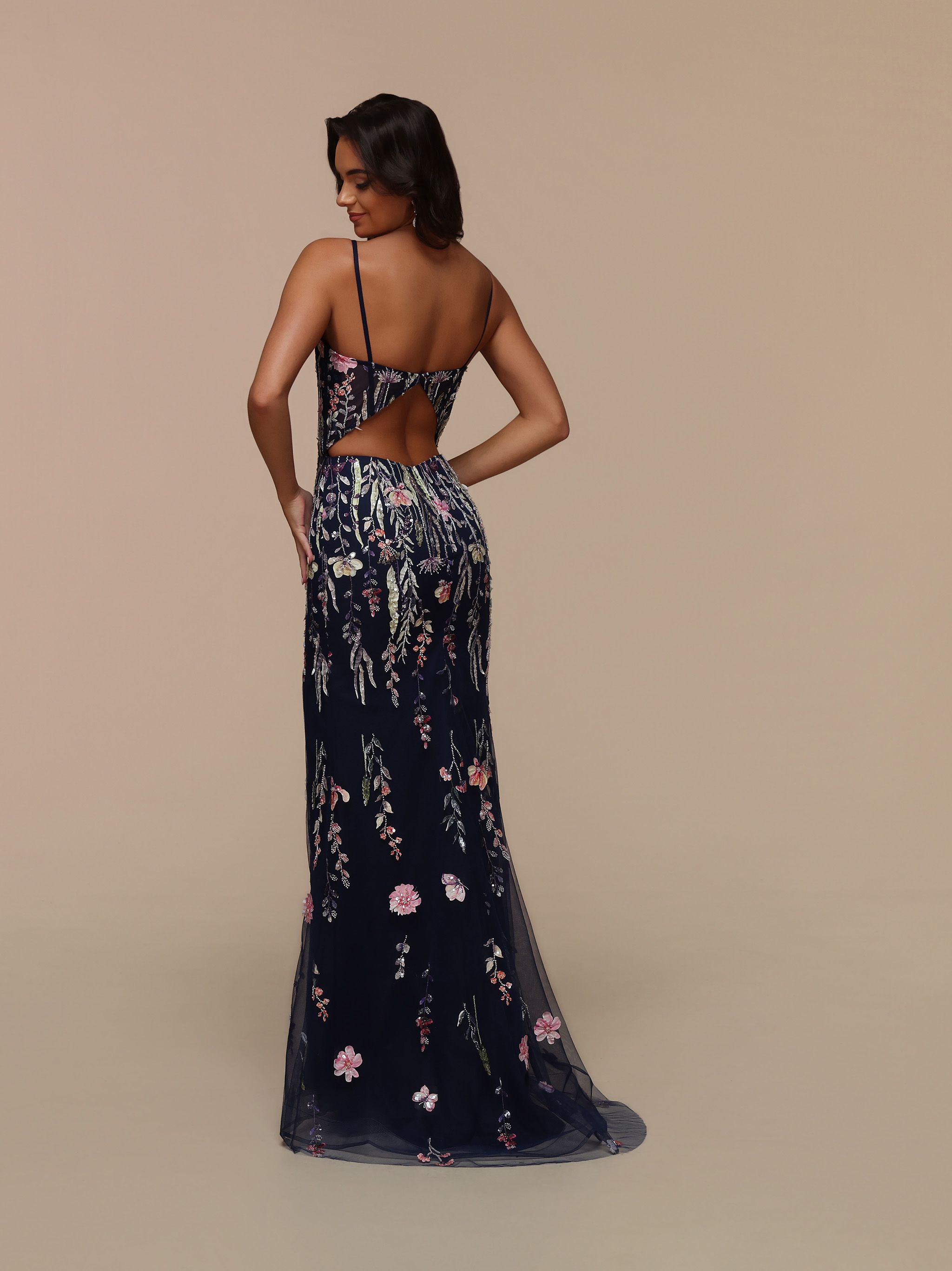 Image showing back view of style #72629