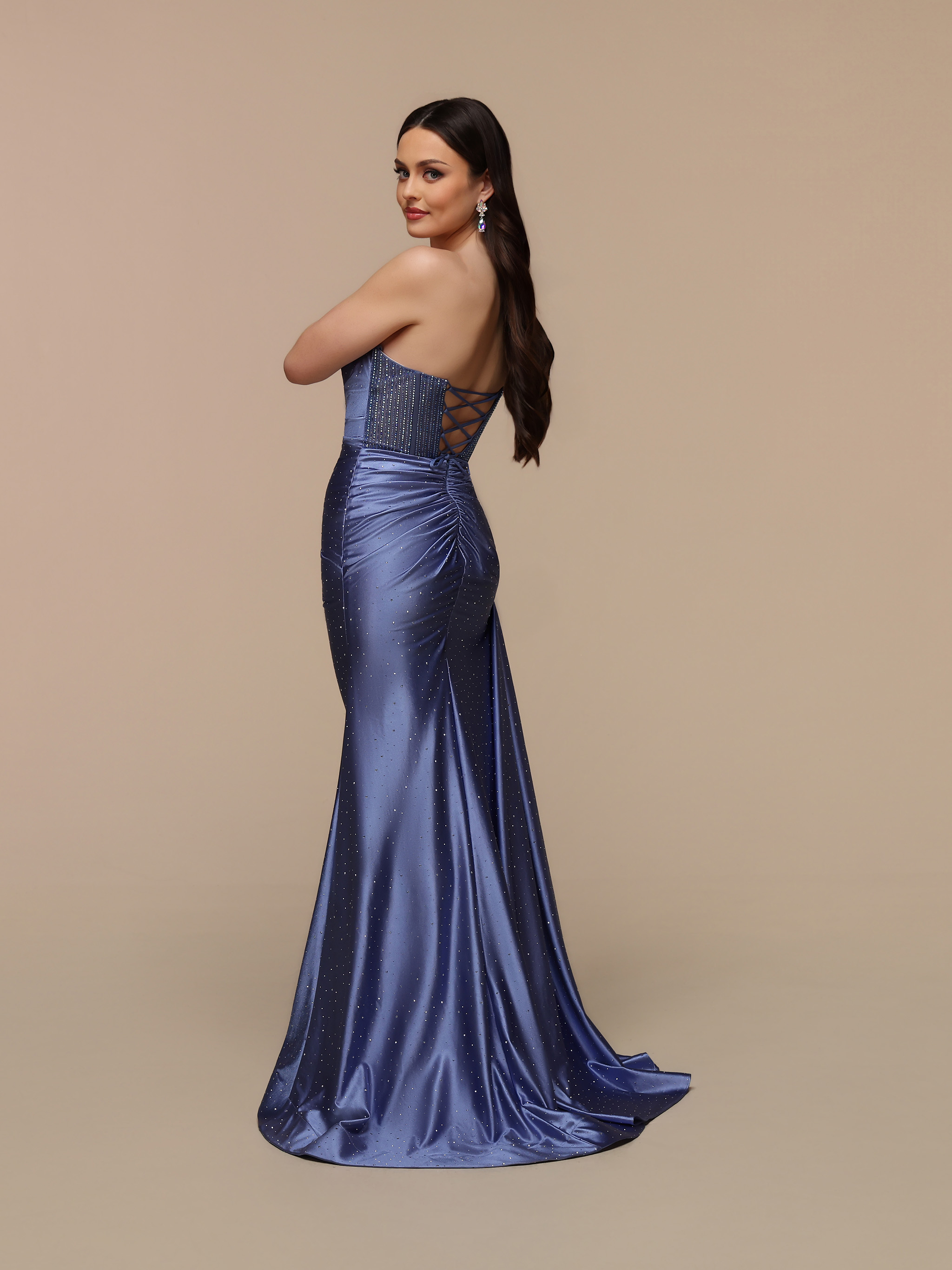 Image showing back view of style #72694