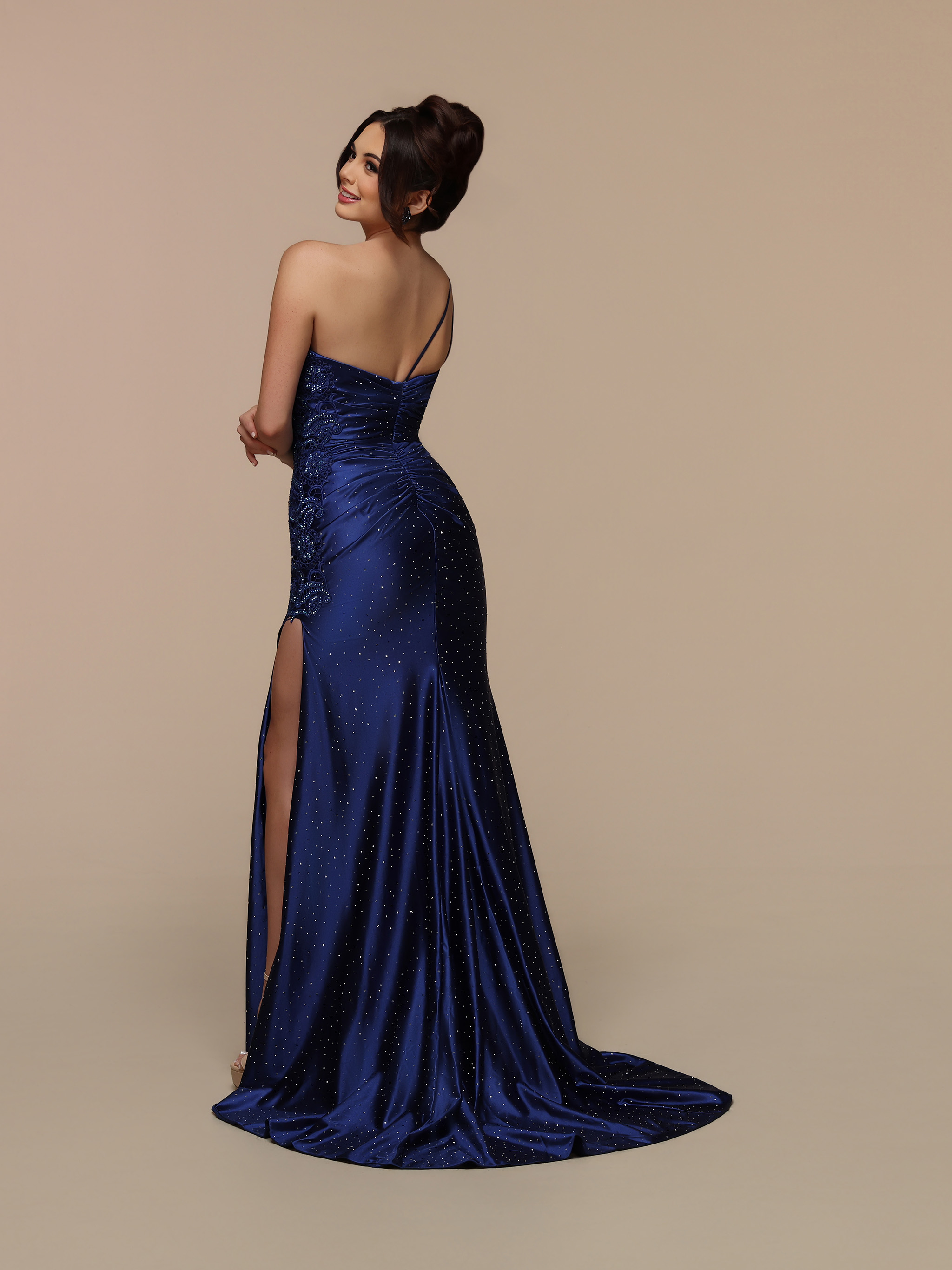 Image showing back view of style #72705