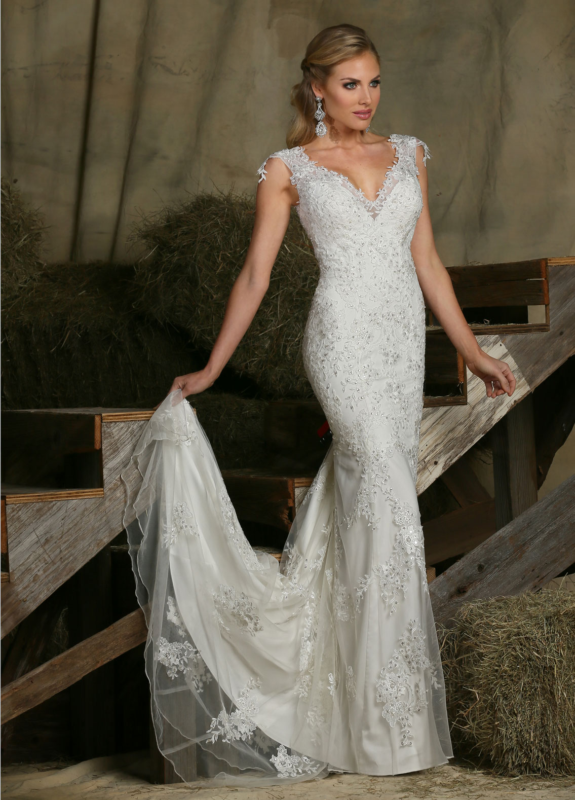 Style #50335 | DaVinci Wedding Dresses
